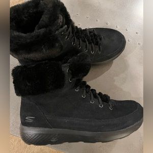 Women’s sketchers boots